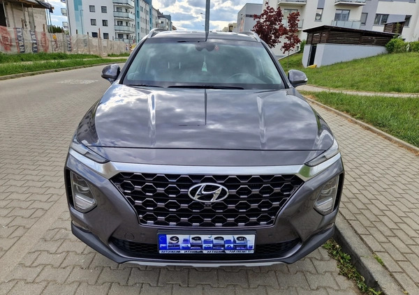 Hyundai Santa Fe cena 142000 przebieg: 39000, rok produkcji 2019 z Legnica małe 79